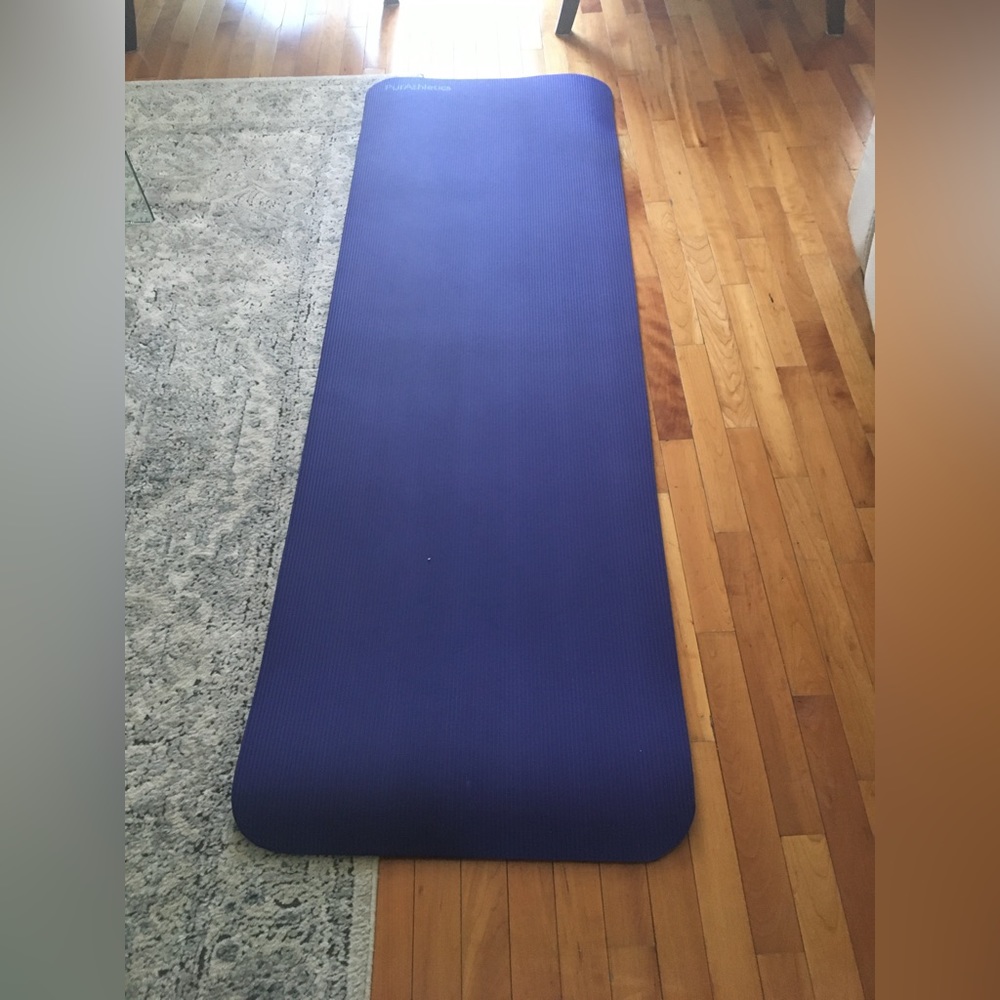 Exercise Mat - Picture 2 of 9